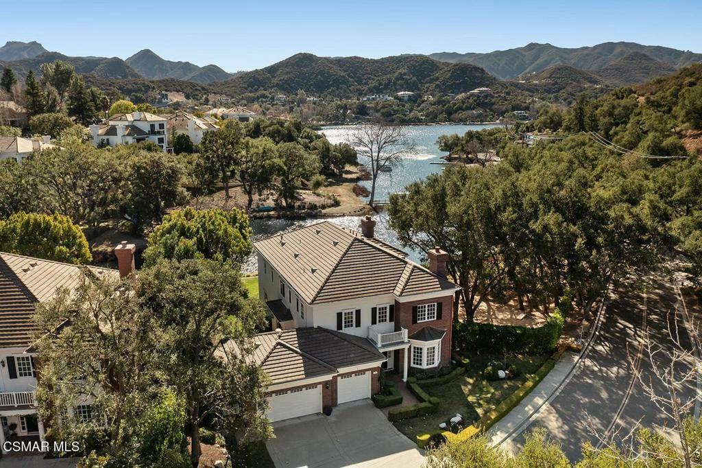 196 Lake Sherwood Drive  Lake Sherwood CA 91361 photo