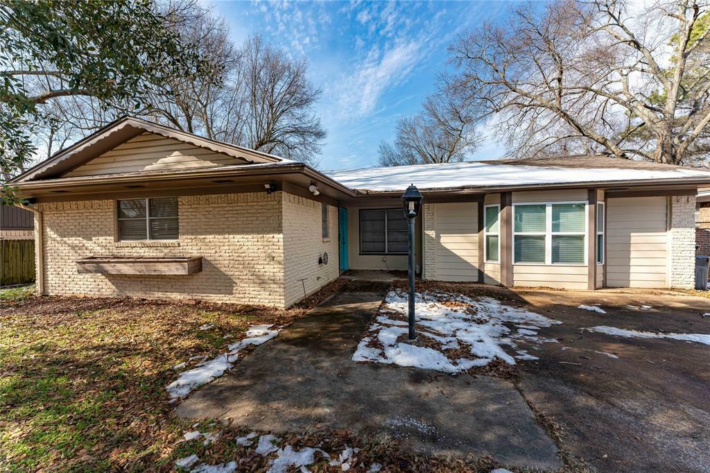 Property Photo:  980 29th Street SE  TX 75460 