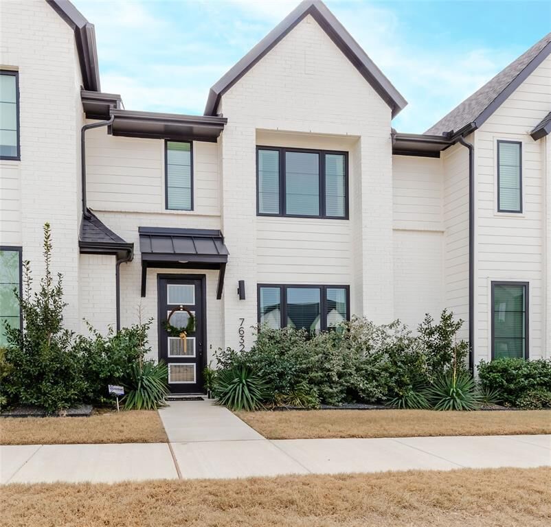 Property Photo:  7632 Rambler Lane  TX 76182 