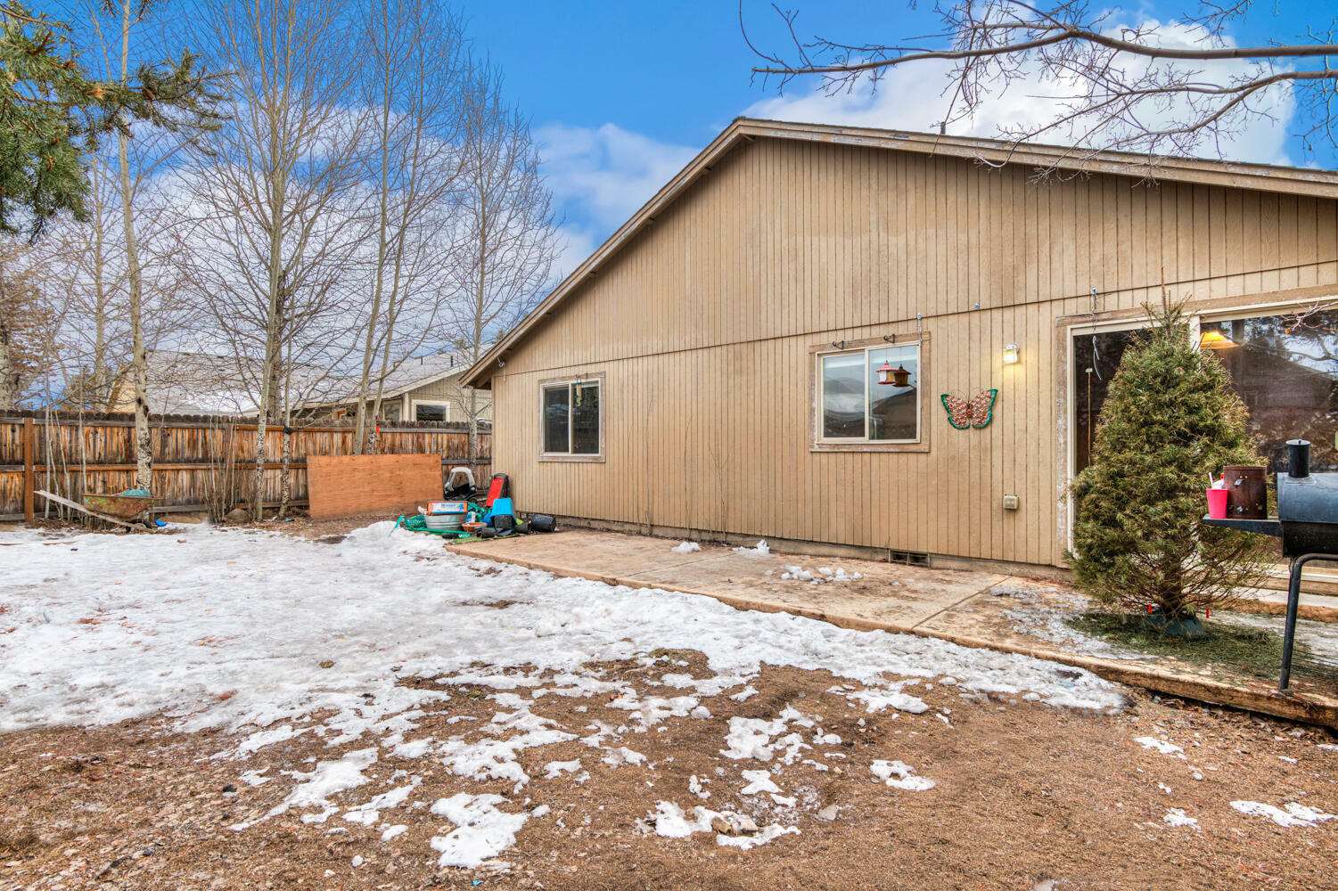 Property Photo:  16429 Heath Drive  OR 97739 