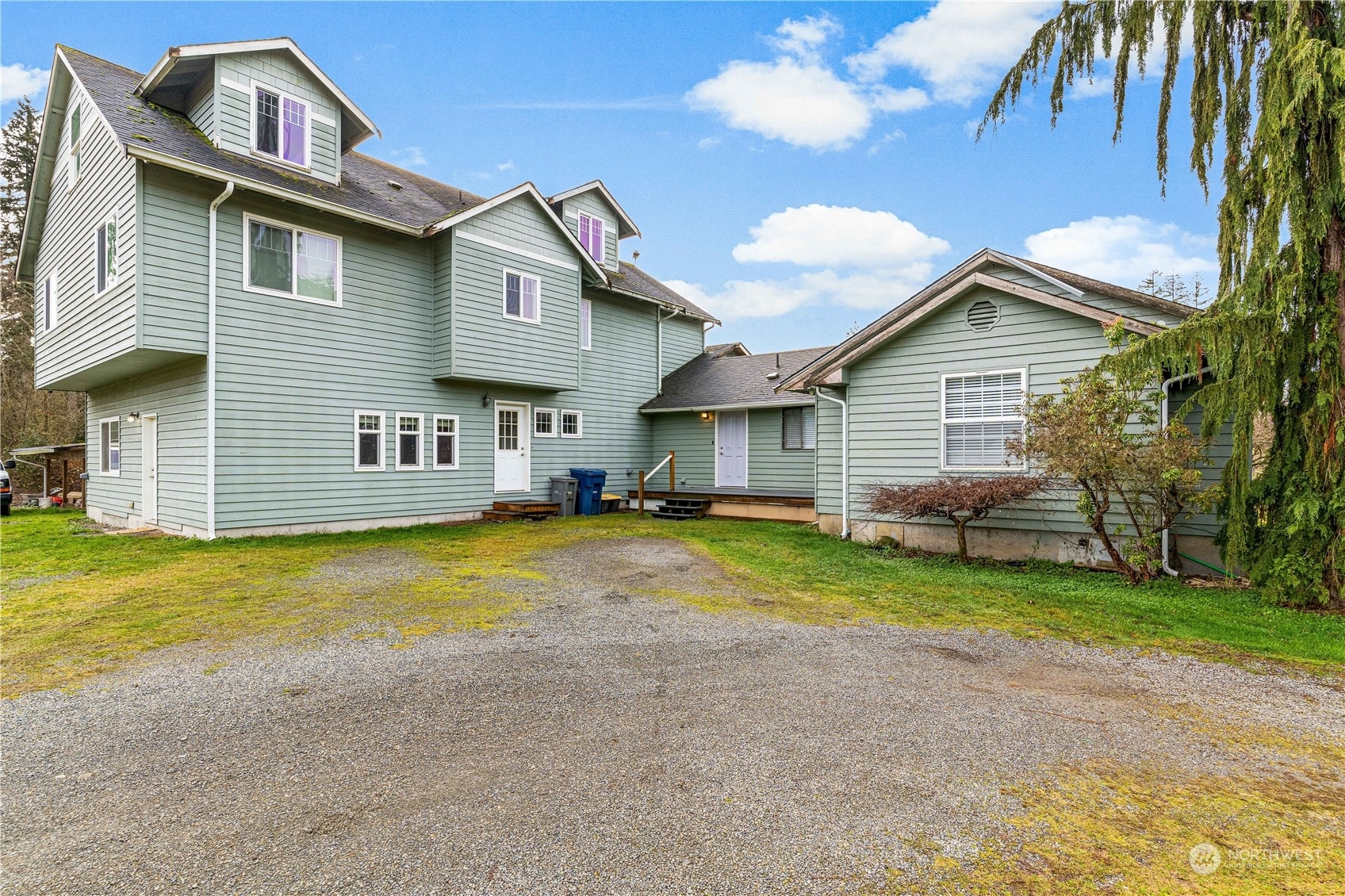 Property Photo:  11820  84th Street NE  WA 98258 