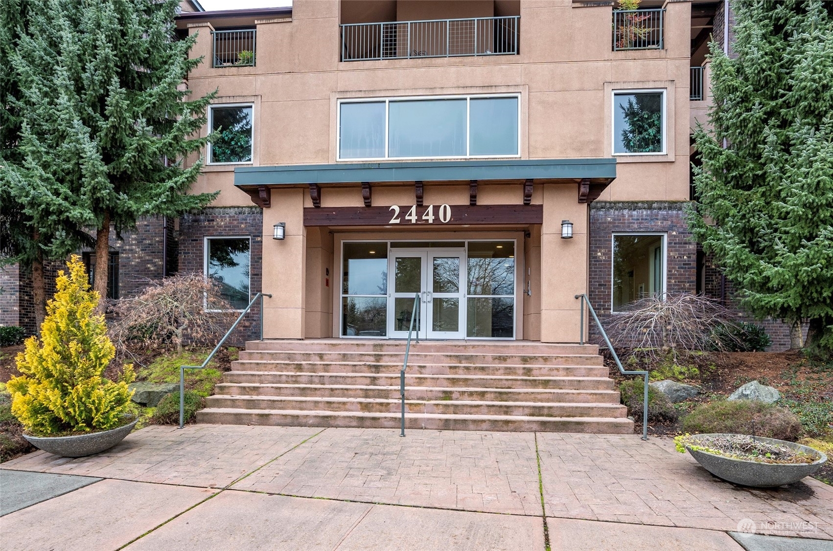 Property Photo:  2440 S Steele Street 303  WA 98405 