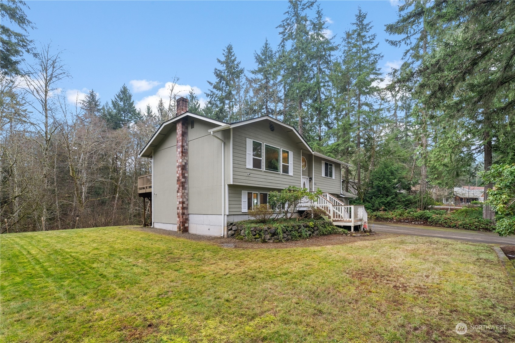 Property Photo: 2741 SE Arthur Court WA 98367