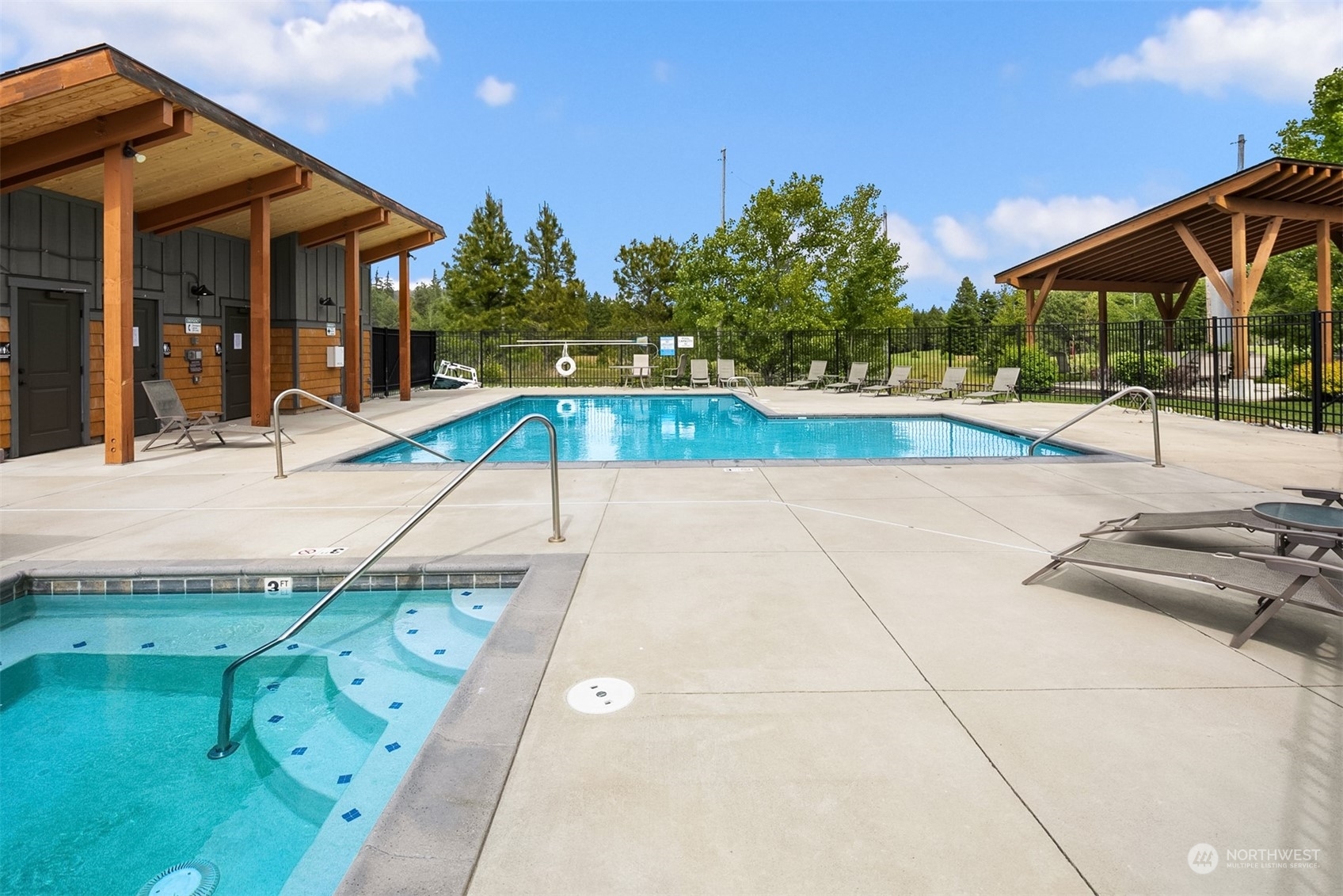 Property Photo:  3770  Suncadia Trail 210  WA 98922 