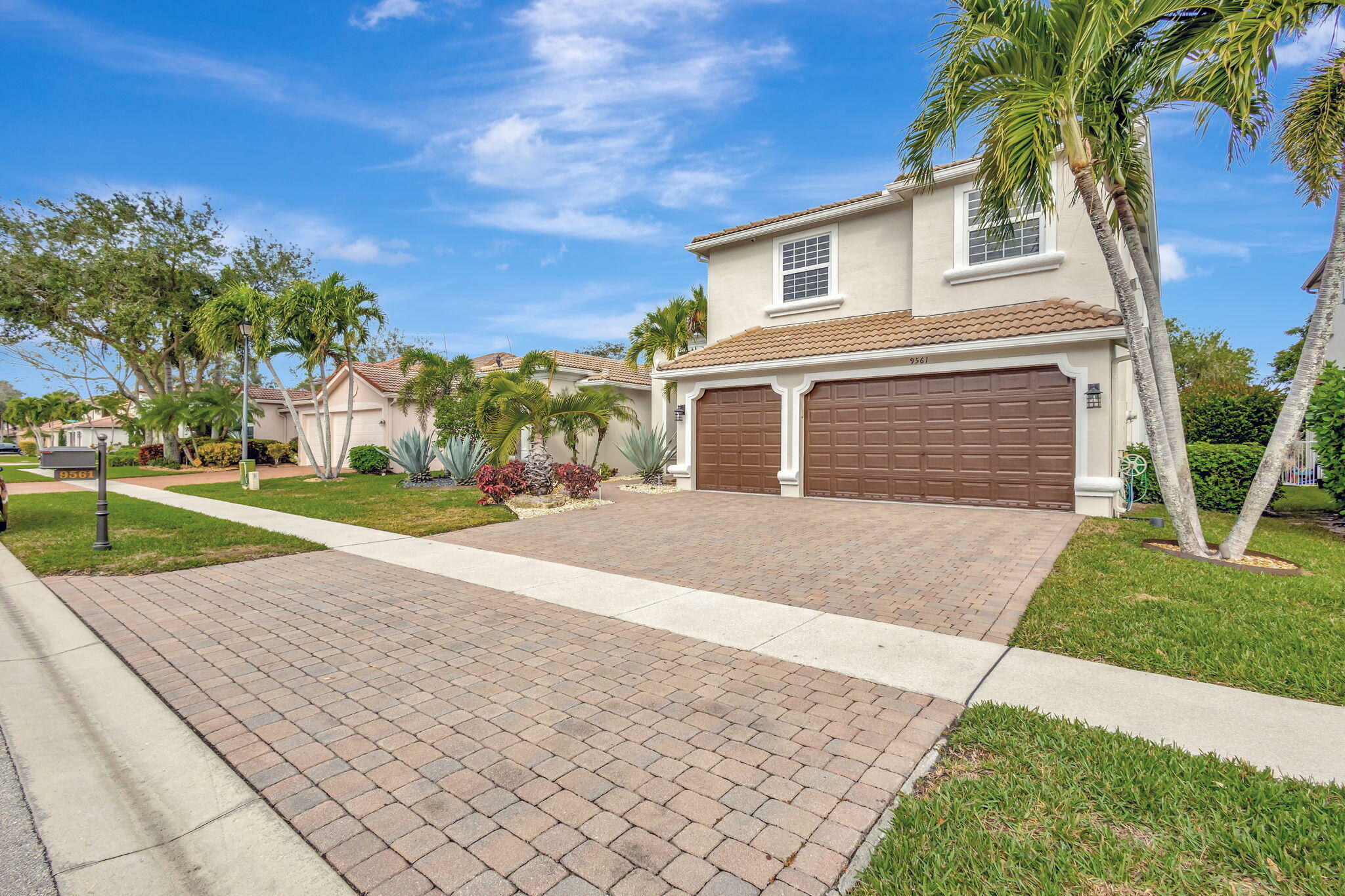 Property Photo:  9561 Campi Drive  FL 33467 