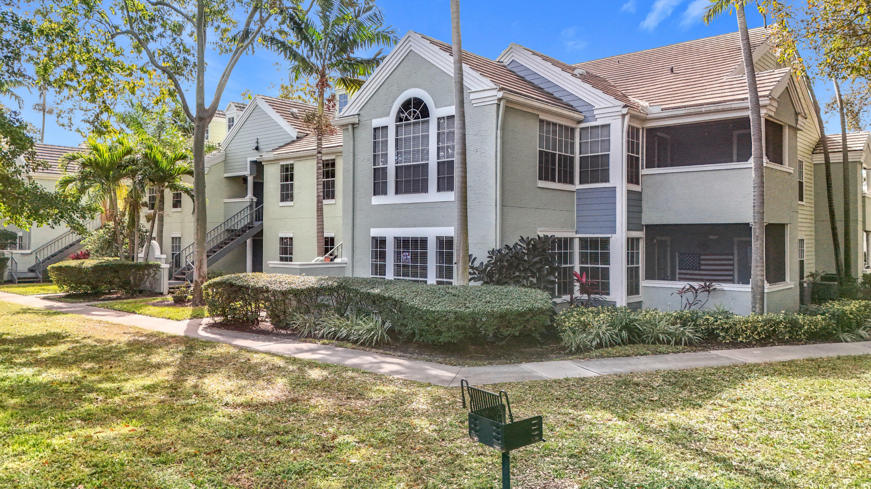 Property Photo: 1020 Crystal Way M FL 33444