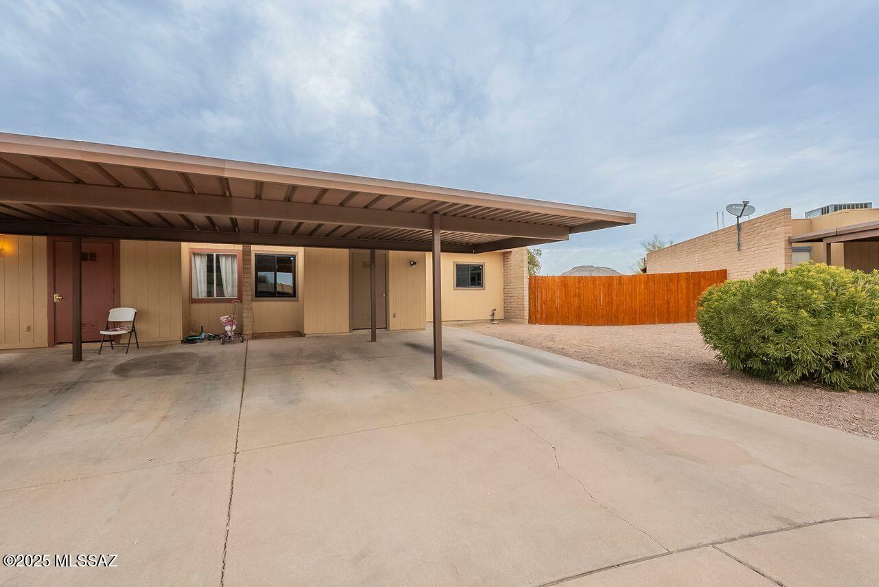 Property Photo:  3310 S Placita Saltillo  AZ 85713 