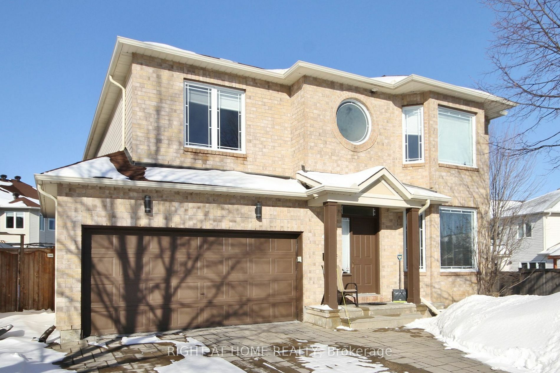 Property Photo:  129 Rocky Hill Dr  ON K2G 7B2 