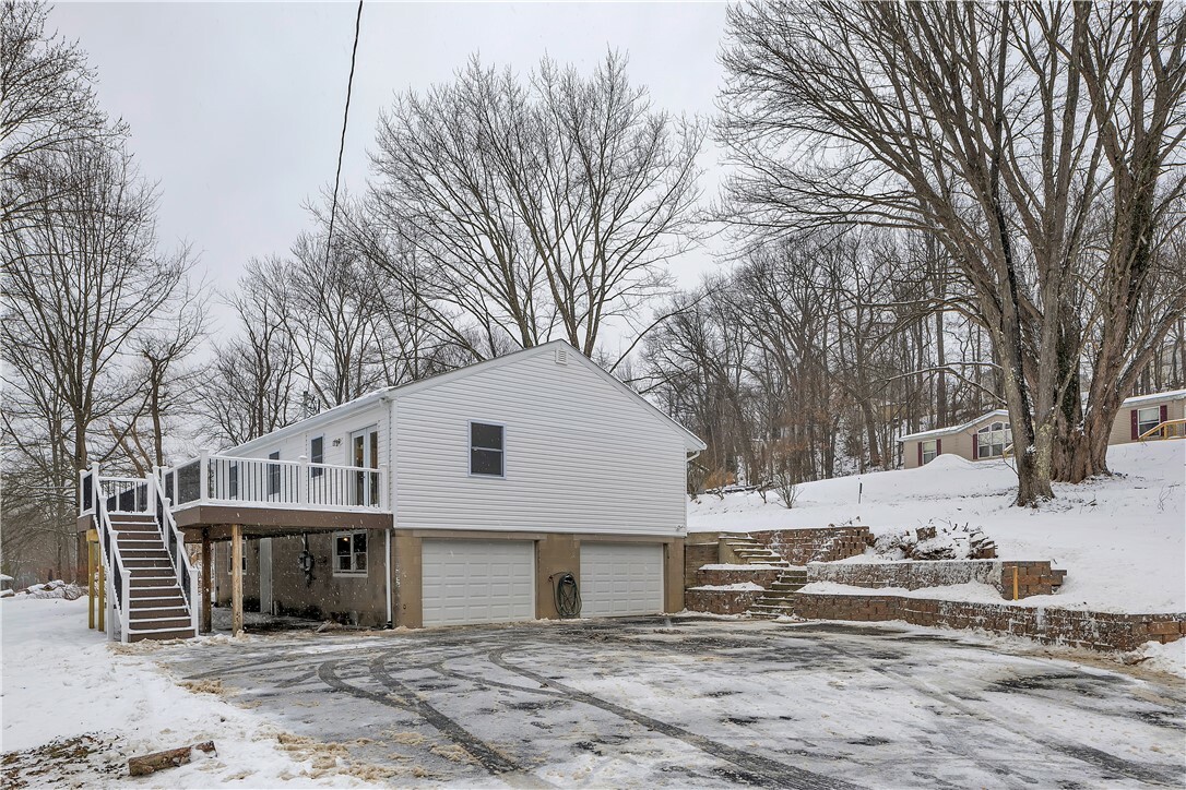 Property Photo:  105 Morgan Lane  PA 15632 