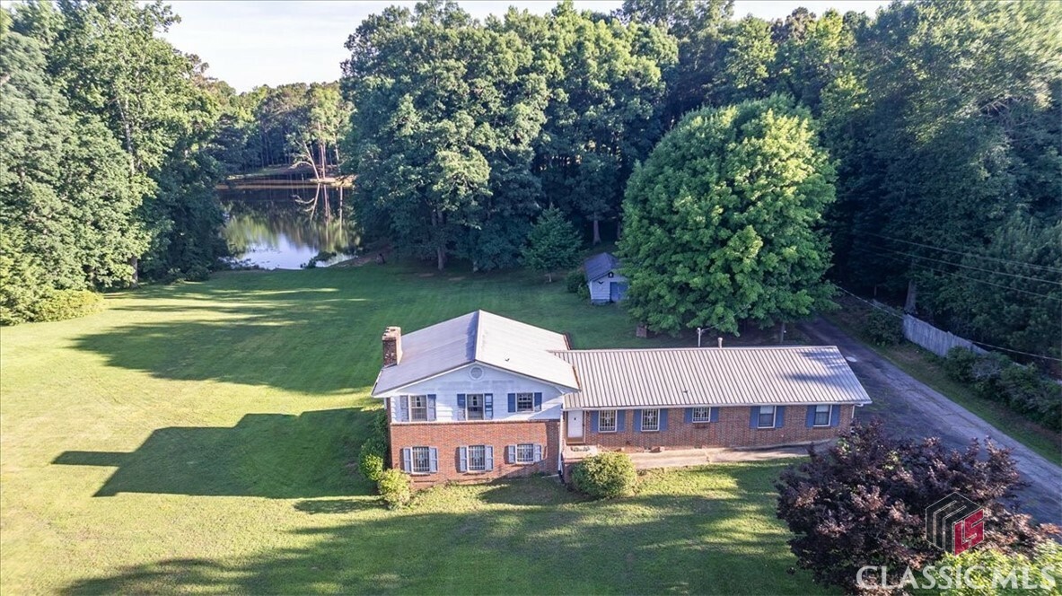 Property Photo:  11302 Jefferson Road  GA 30607 