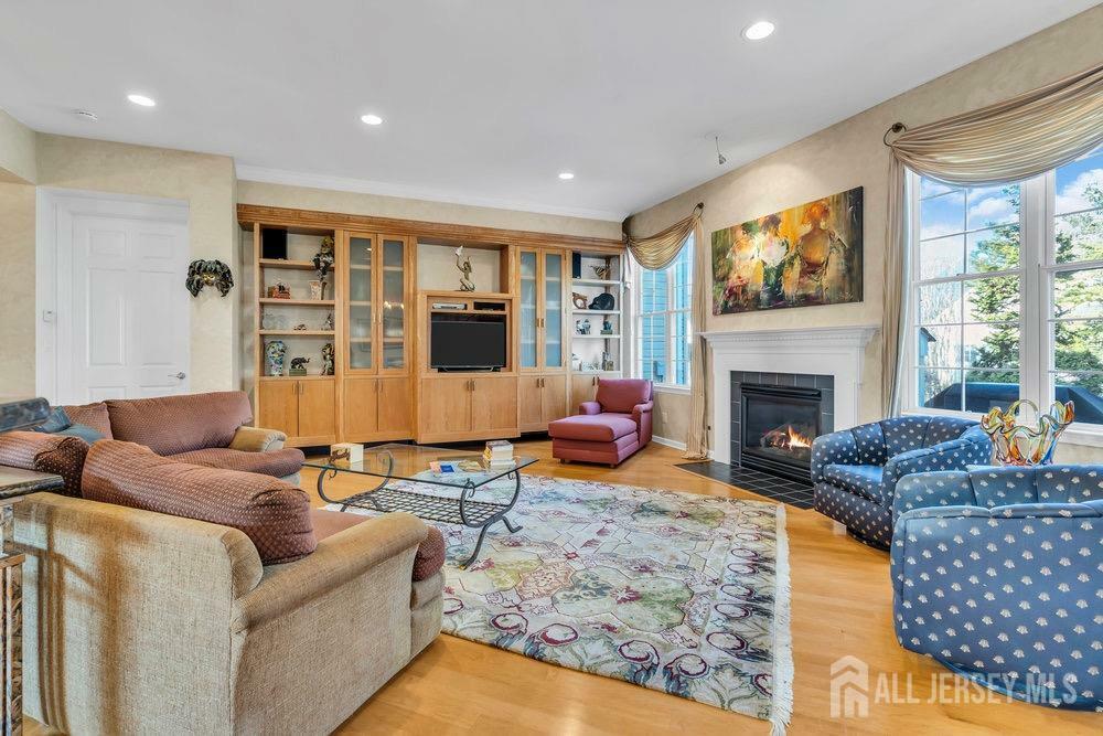 Property Photo:  21 Torrey Pines Drive  NJ 08831 