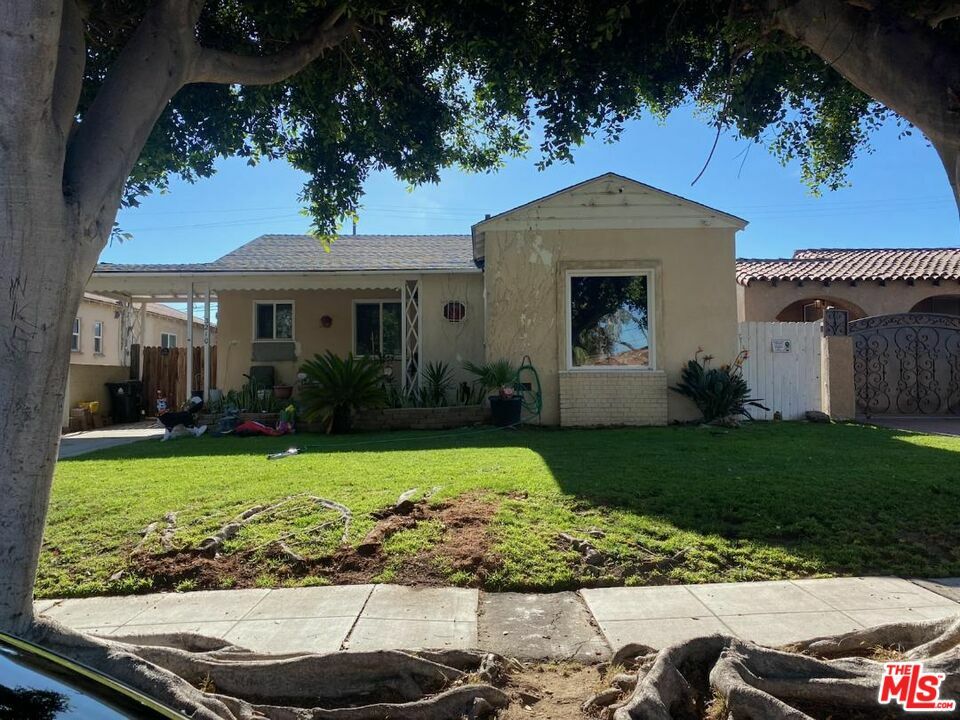 Property Photo: 3210 W 77th St CA 90043