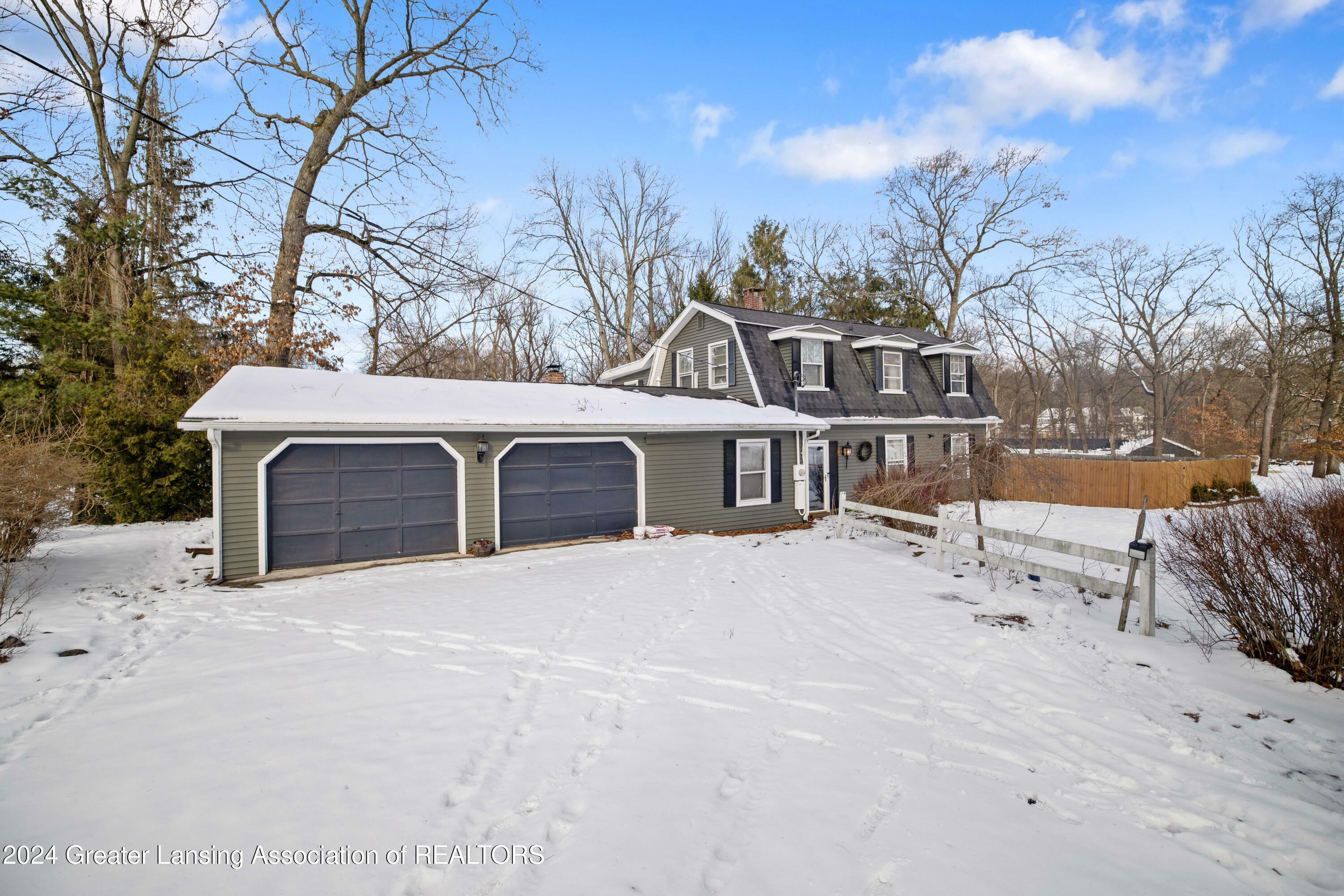 Property Photo:  173 E Hamilton Lane  MI 49015 