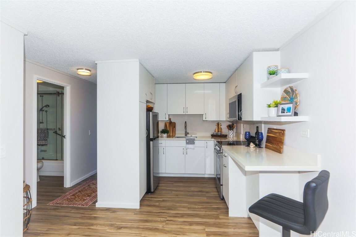 Property Photo:  1503 Liholiho Street 602  HI 96822 