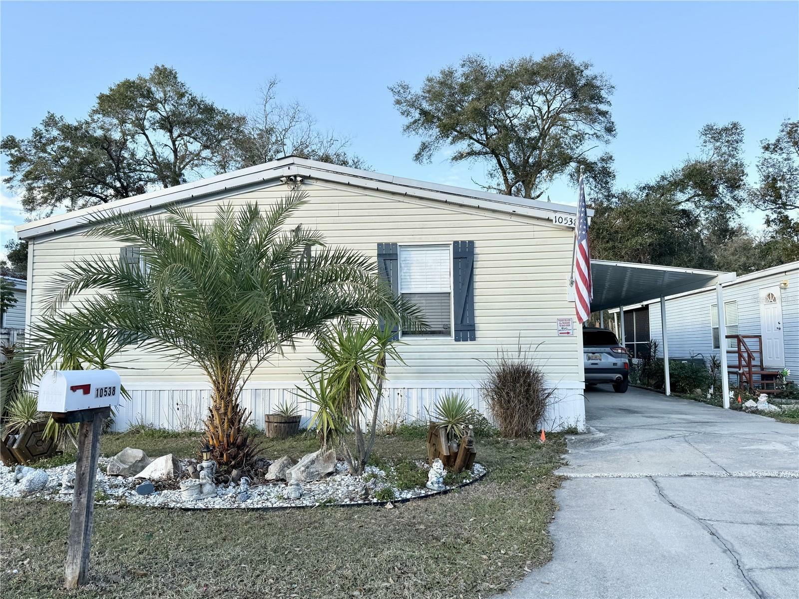 Property Photo:  10538 Bay Hills Cir  FL 33592 