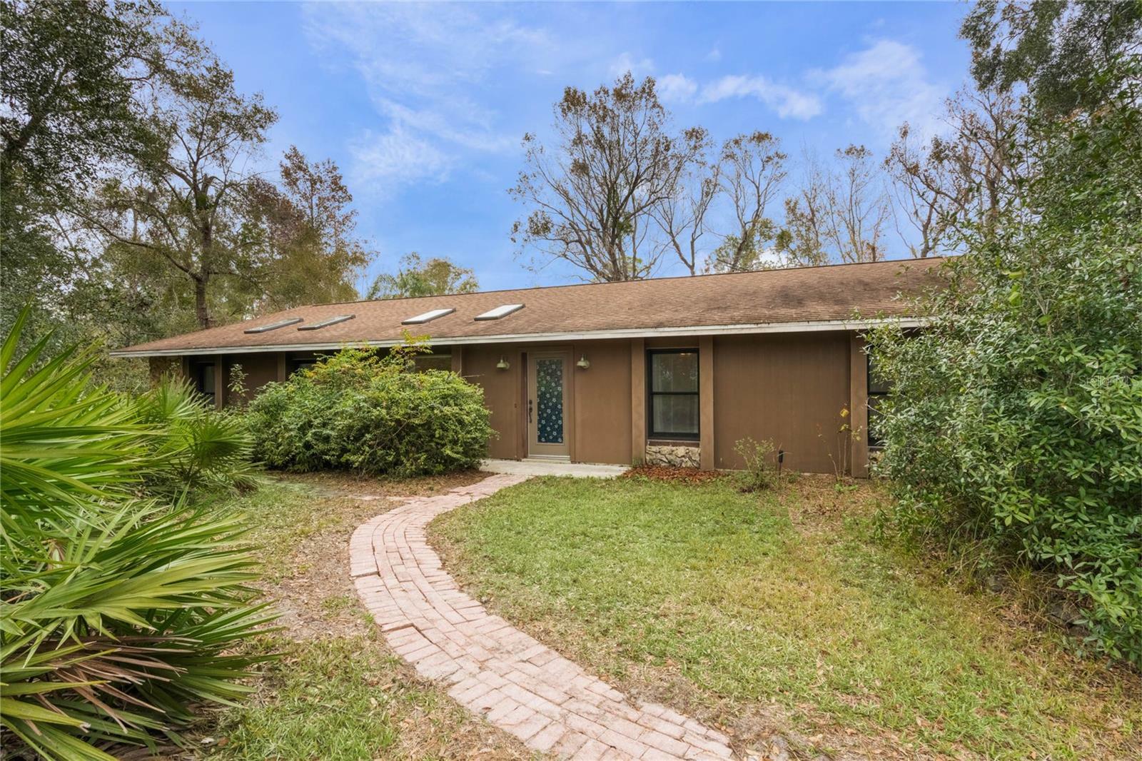 Property Photo: 8045 Happy Trail FL 34747