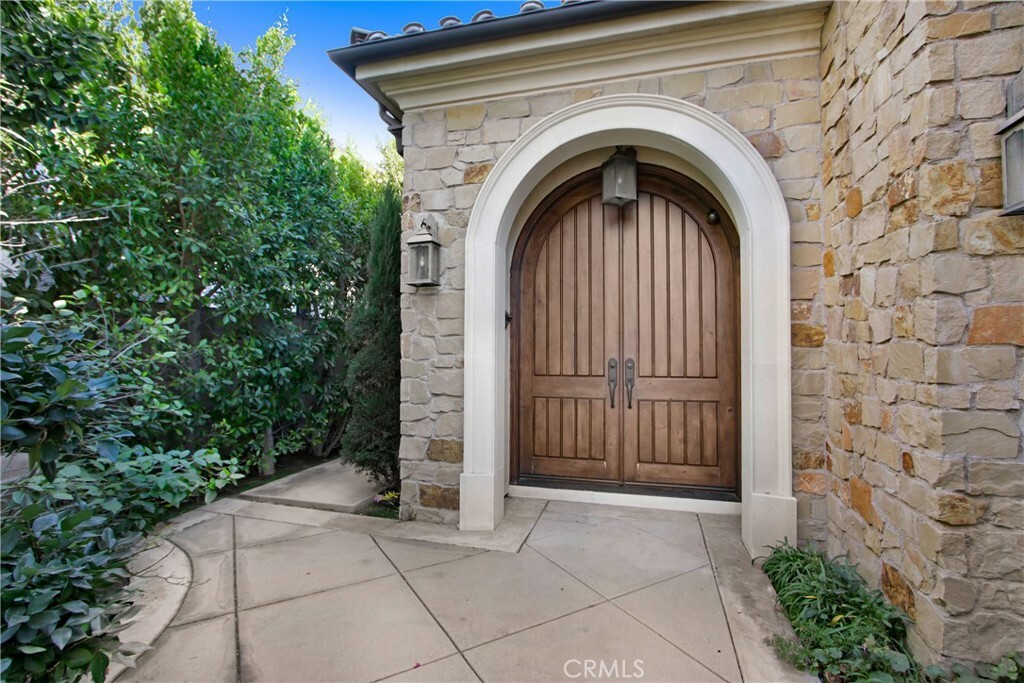 Property Photo: 400 Santa Rosa Road CA 91007