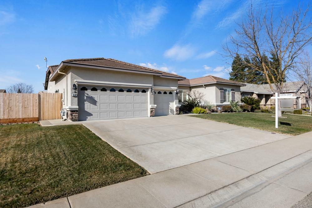 Property Photo:  936 Jordine Way  CA 95632 