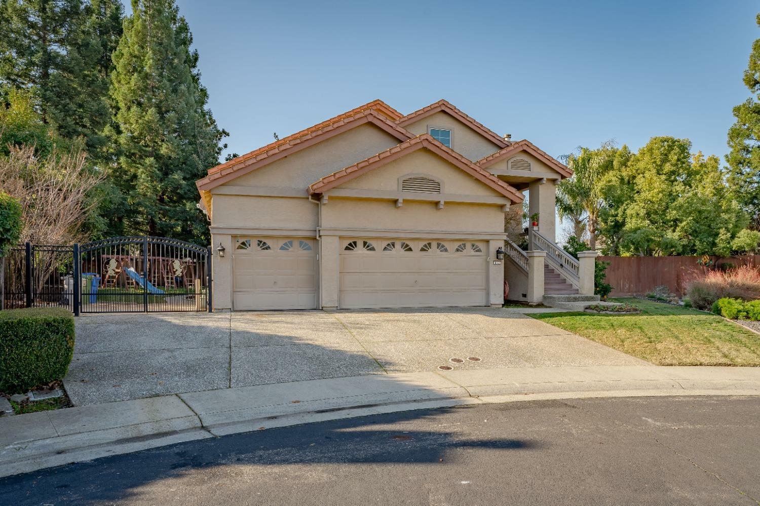 Property Photo:  412 Seaton Drive  CA 95630 