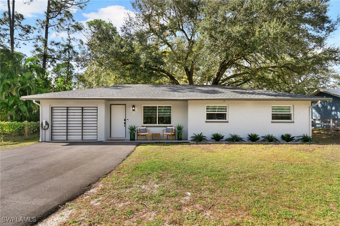 Property Photo:  2321 17th Street SW  FL 34117 