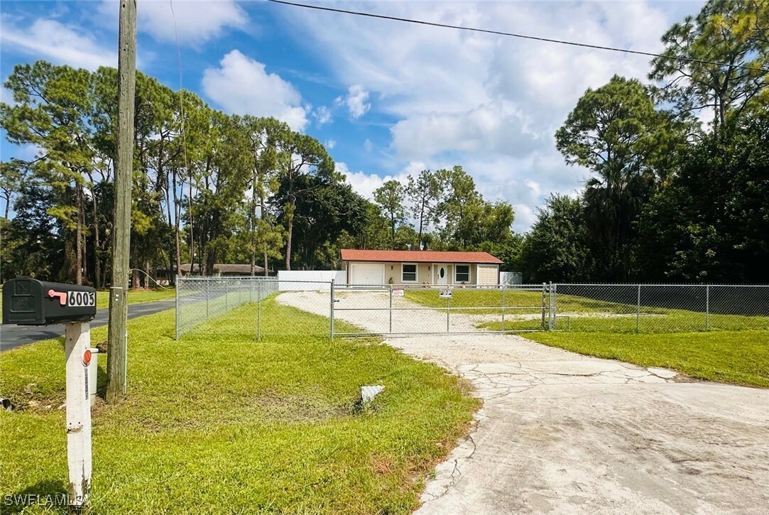 Property Photo:  6005 Star Grass Lane  FL 34116 