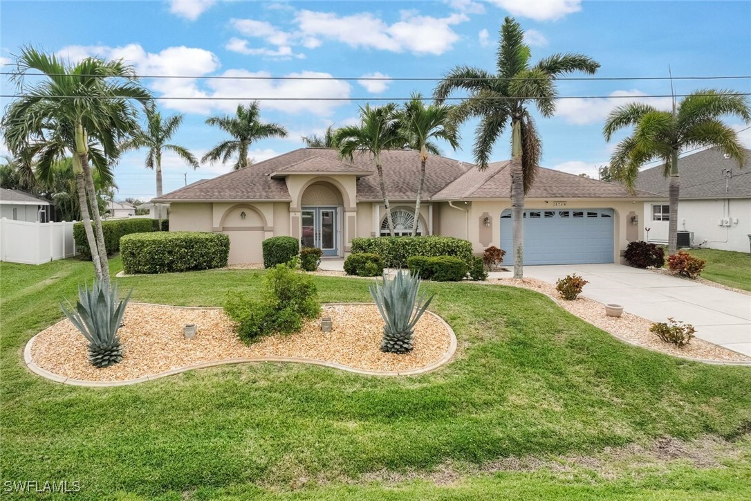 Property Photo:  1728 SW 31st Lane  FL 33914 