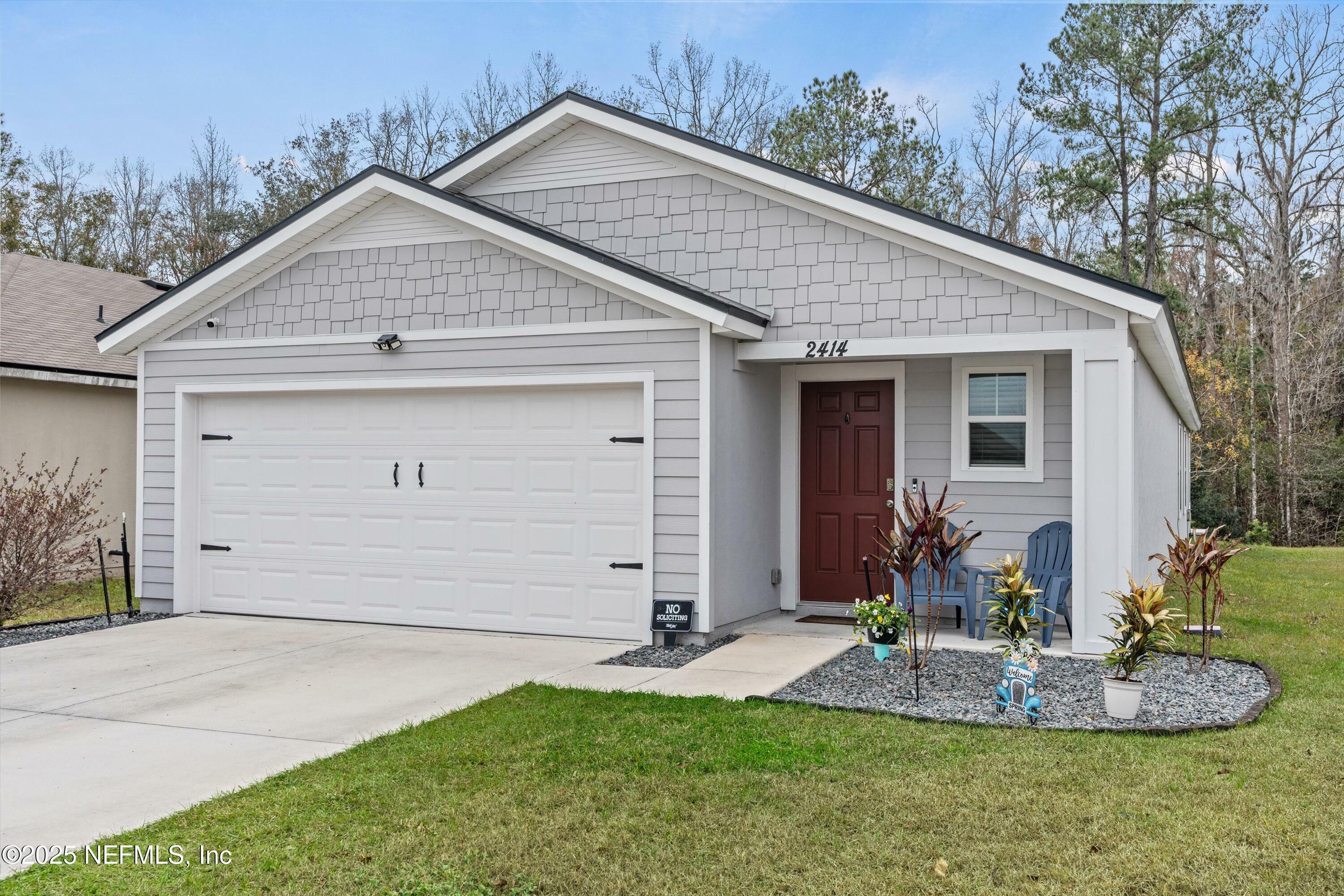 Property Photo:  2414 Oak Stream Drive  FL 32043 