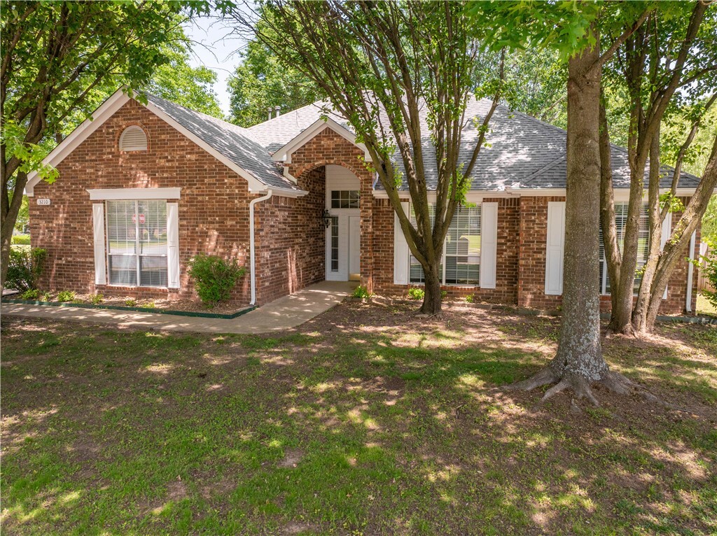 Property Photo: 3210 Birch Place AR 72762