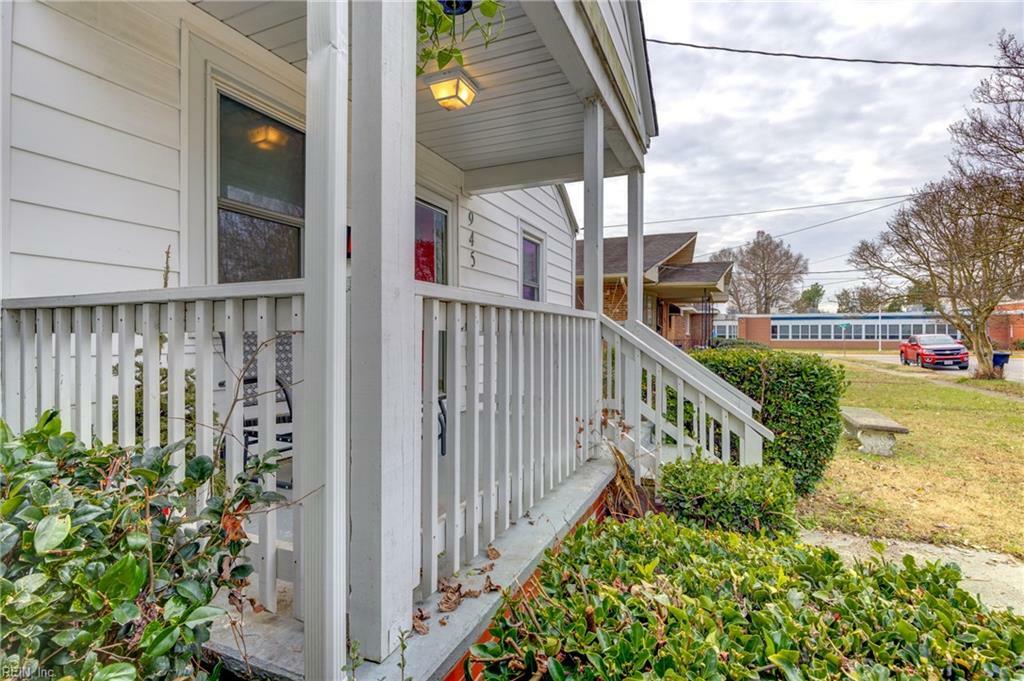 Property Photo:  945 Hamilton Avenue  VA 23707 