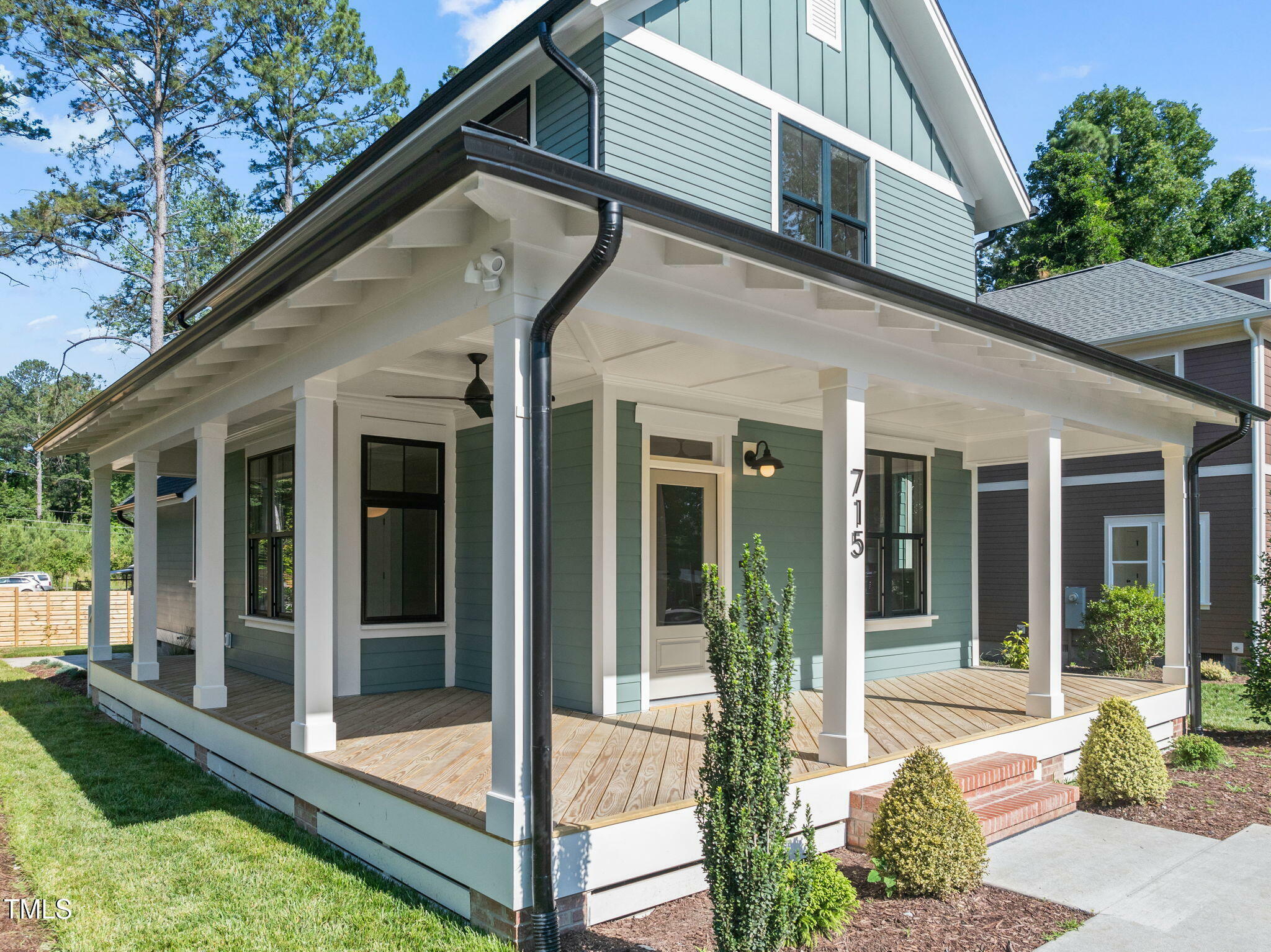 Property Photo: 715 Heidelberg Street NC 27704