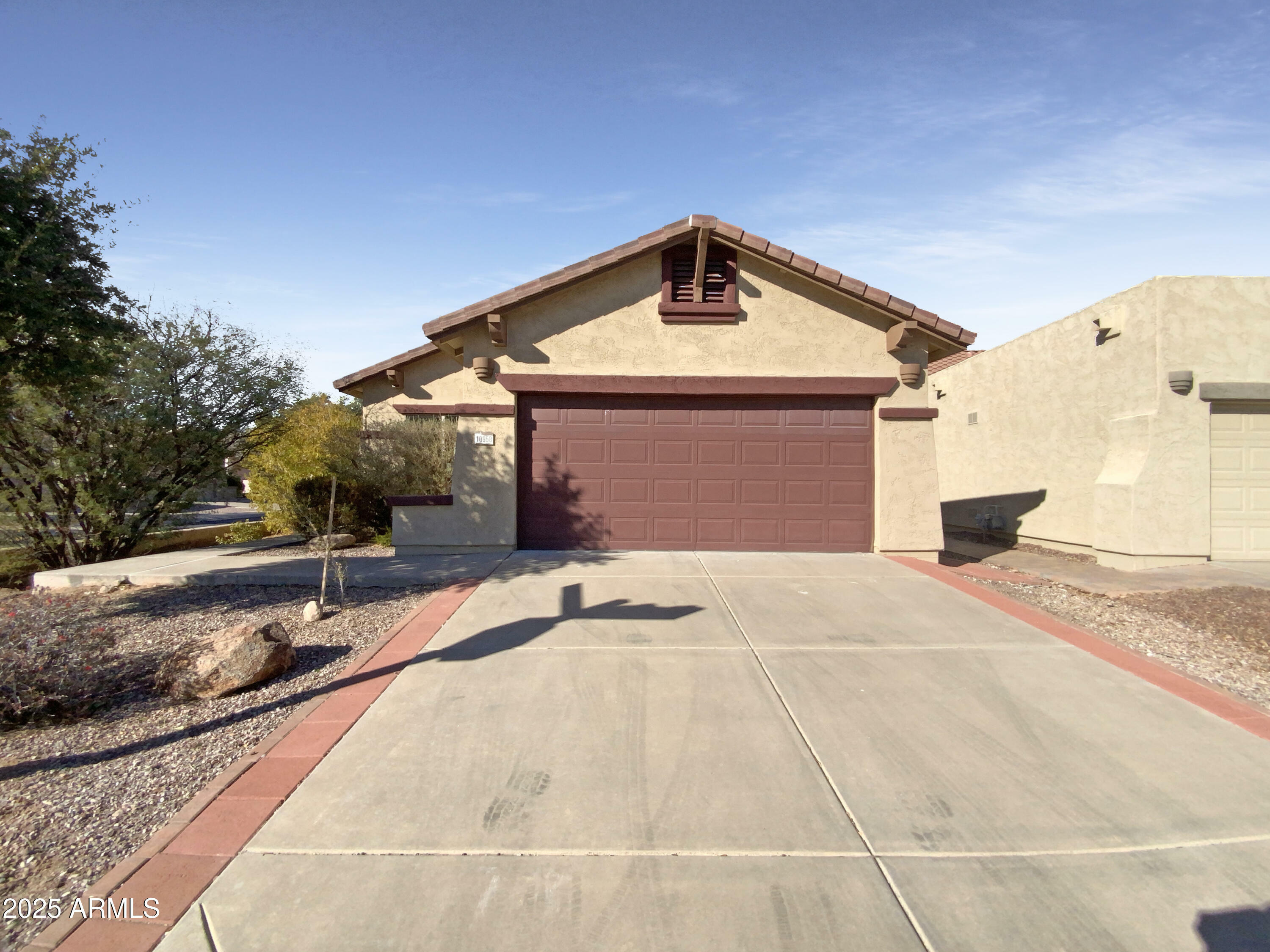 Property Photo:  10958 E Secret Mine Court  AZ 85118 