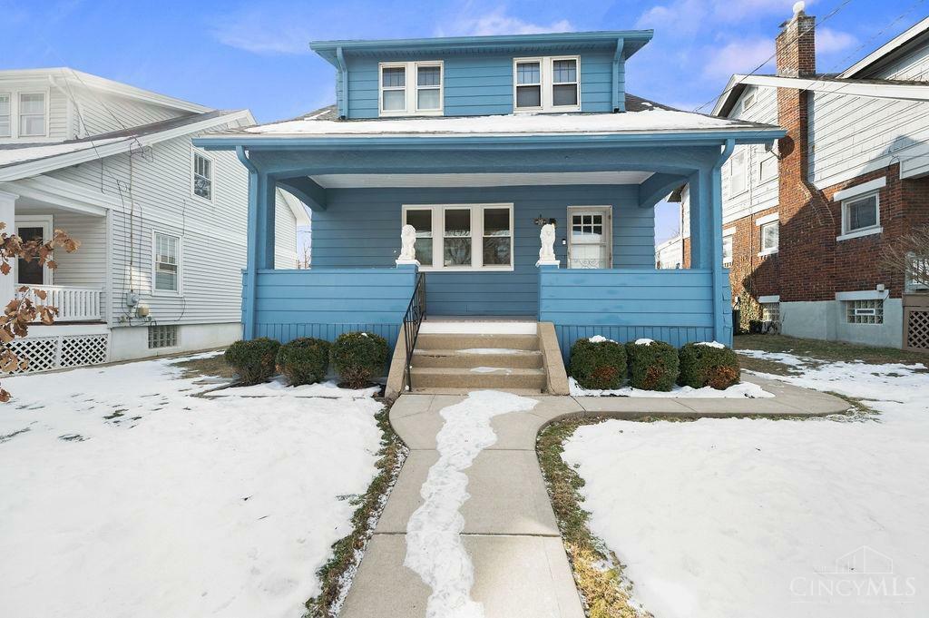 Property Photo:  2825 Linwood Avenue  OH 45208 