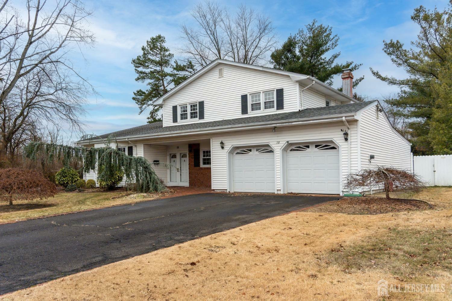 Property Photo:  10 Rota Drive  NJ 08859 