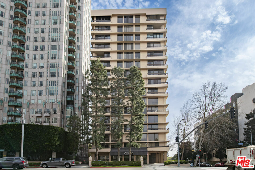 Property Photo:  10590   Wilshire Blvd 307  CA 90024 