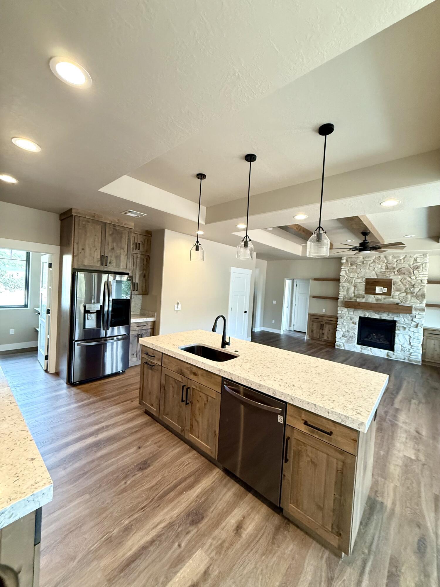 Property Photo: 2906 W Rock Ridge Rd UT 84720