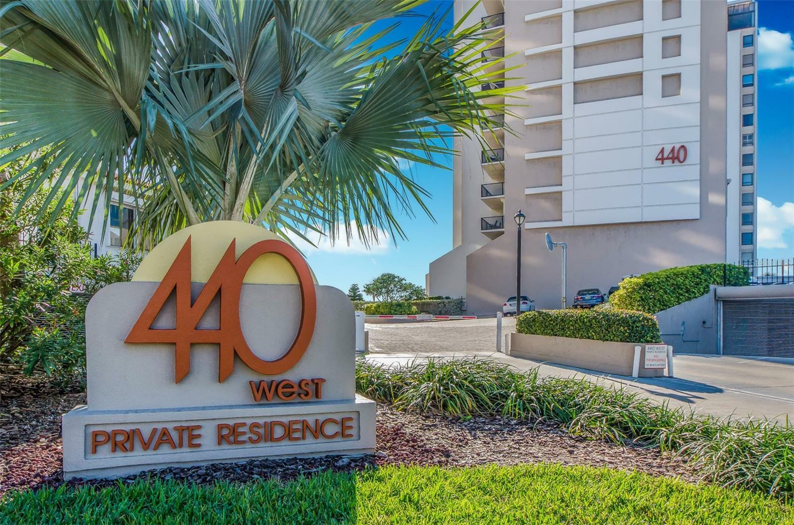 Property Photo:  450 S Gulfview Boulevard 807  FL 33767 