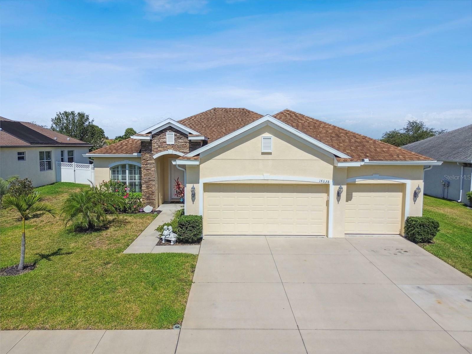 Property Photo:  14638 Strathglass Drive  FL 34667 