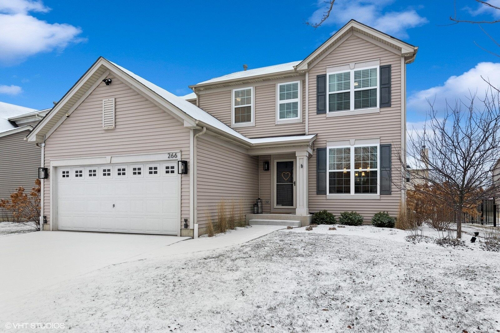 Property Photo: 266 Bedford Lane IL 60073