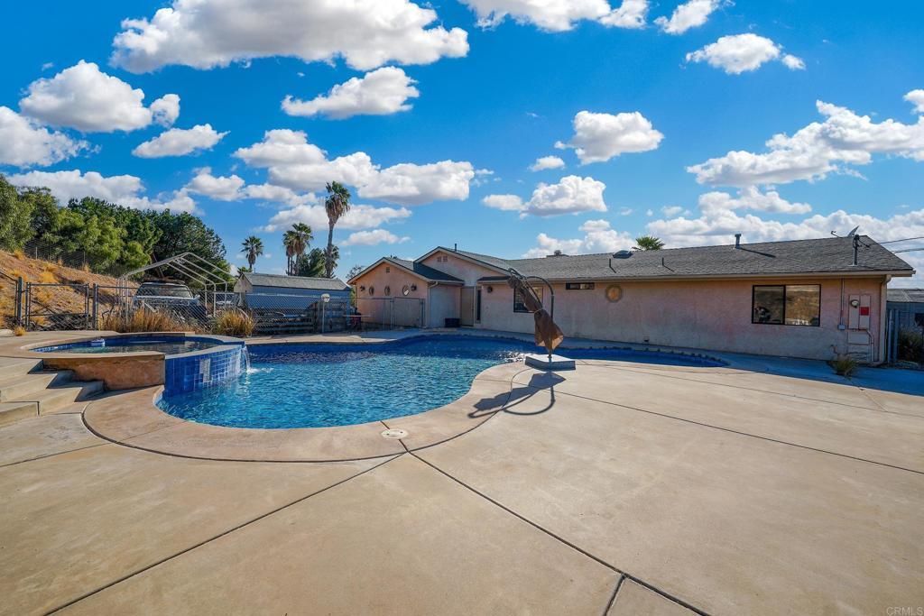 Property Photo: 307 Zion Court CA 92065
