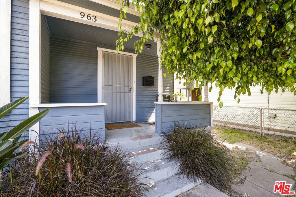 Property Photo: 4166 Wadsworth Avenue CA 90011