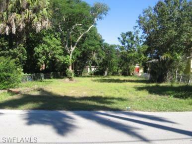 Property Photo:  3749 Washington Ave  FL 33916 