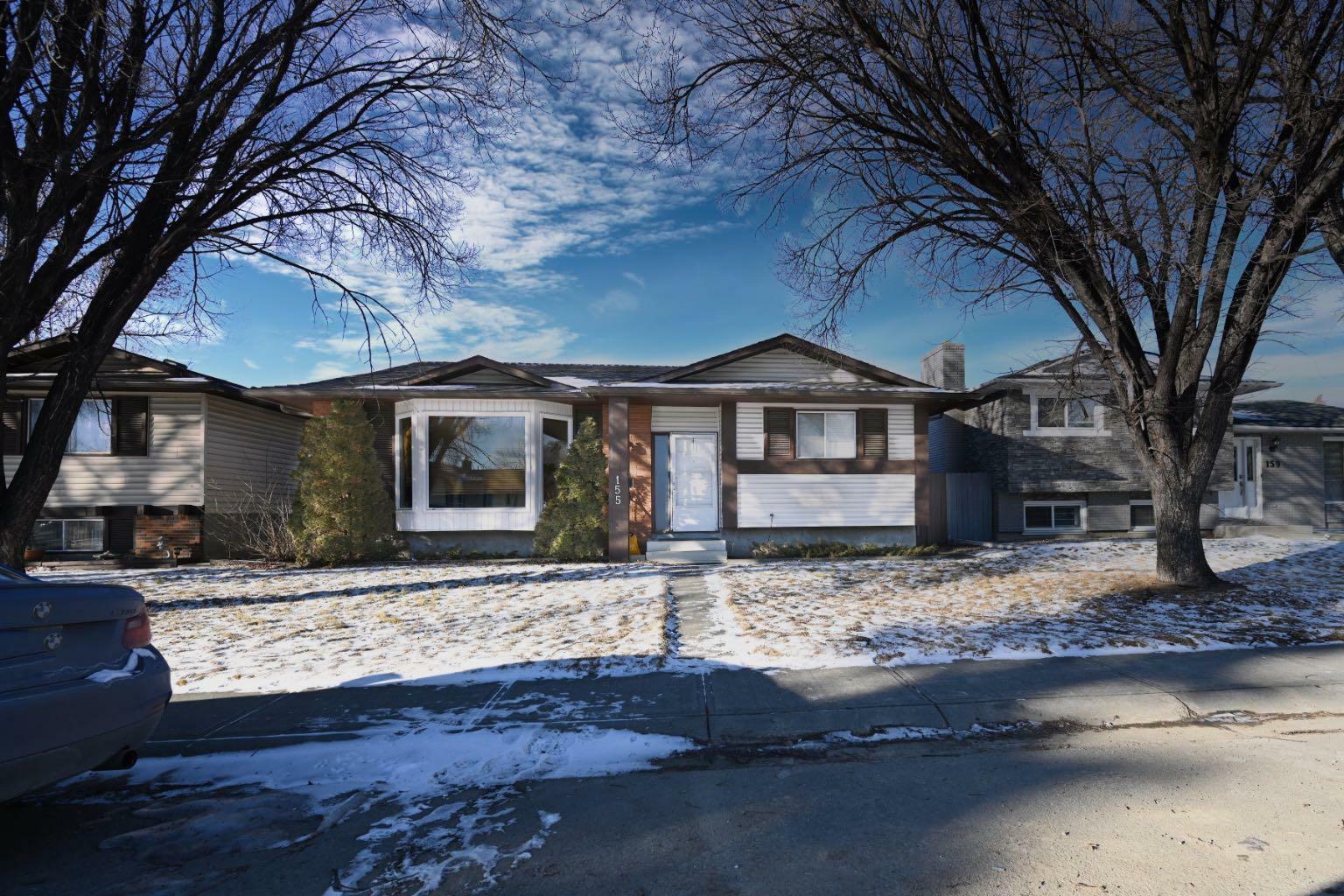 155 Templeton Circle NE  Calgary AB T1Y 3T2 photo