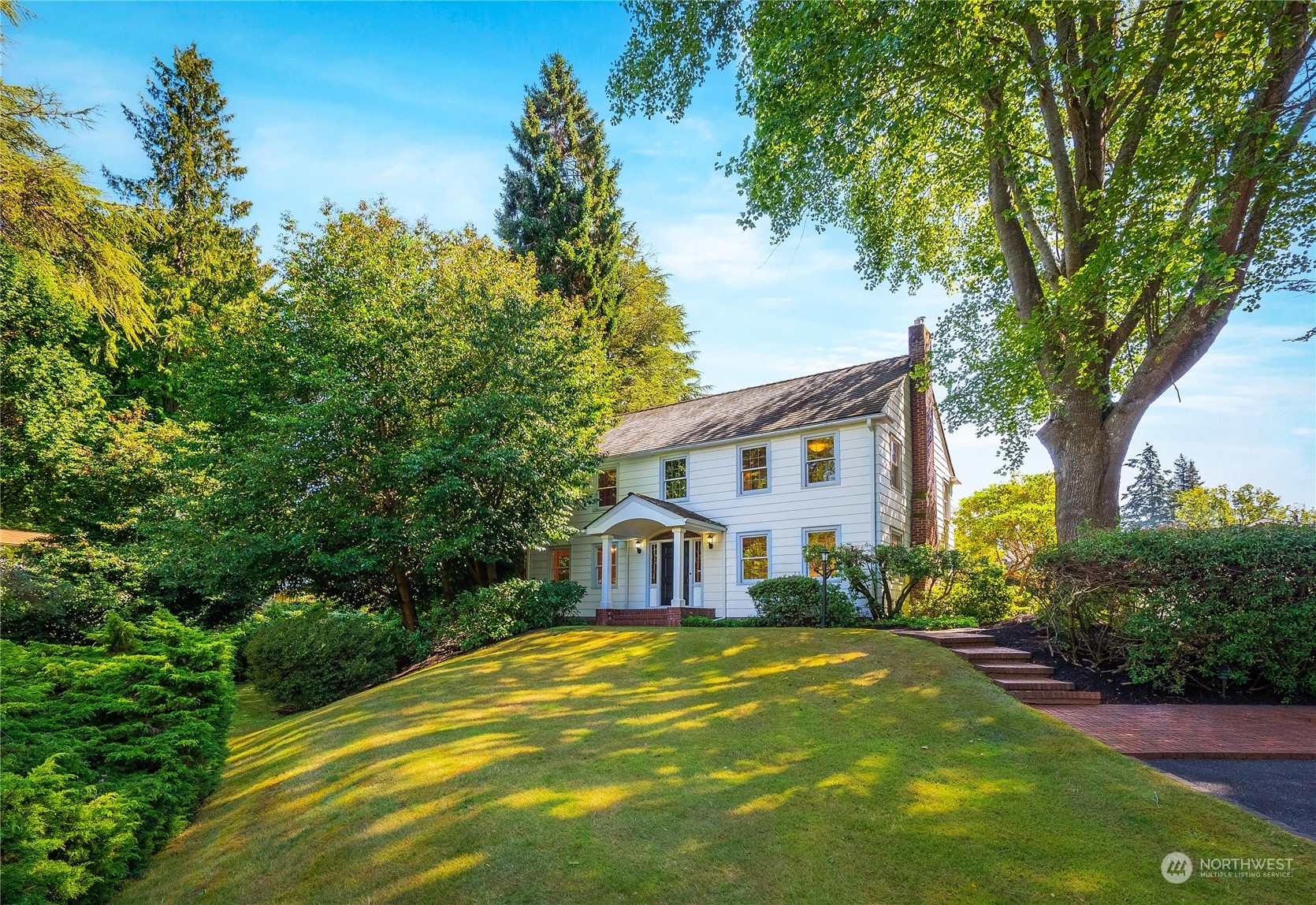 Property Photo: 9722 Cherry Street WA 98020