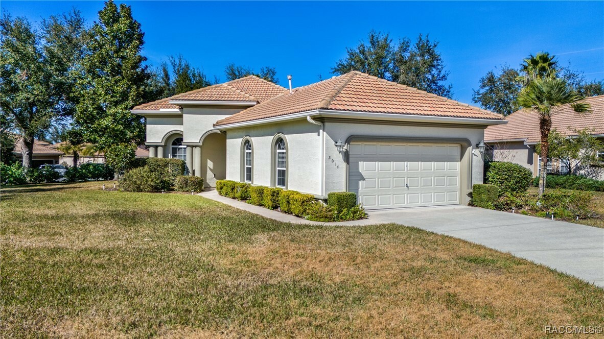 Property Photo: 2014 N Lakecrest Loop FL 34442