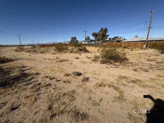 Property Photo:  081-303-35 Bowman  CA 93555 