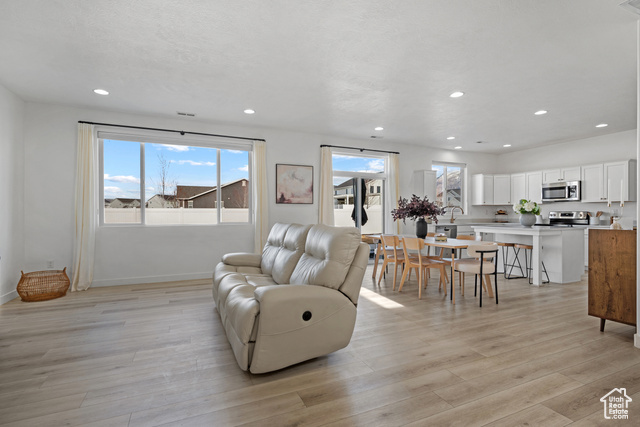 Property Photo: 328 W 720 St S UT 84003