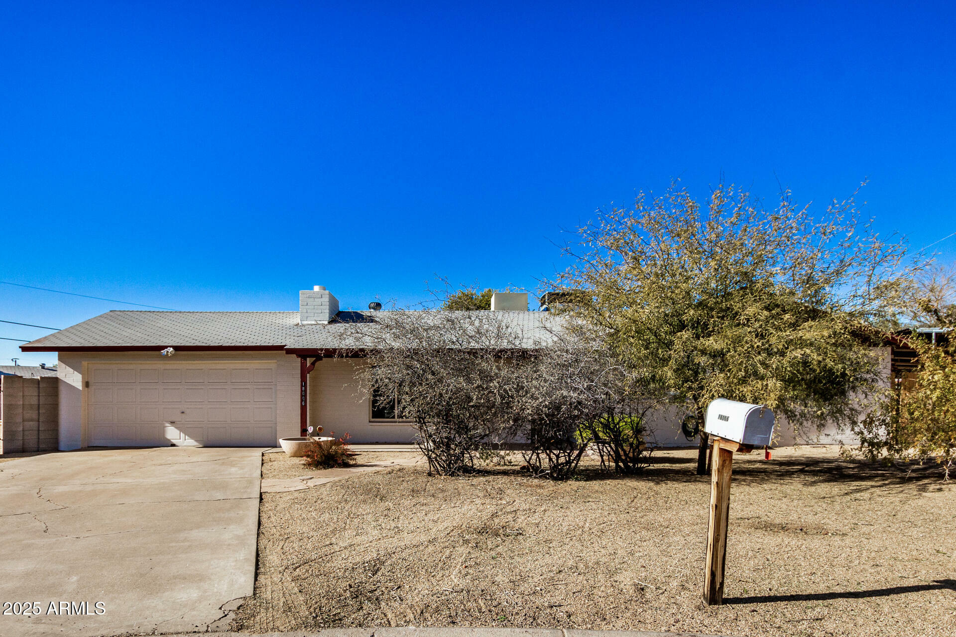 Property Photo:  18006 N Villa Rita Drive  AZ 85032 