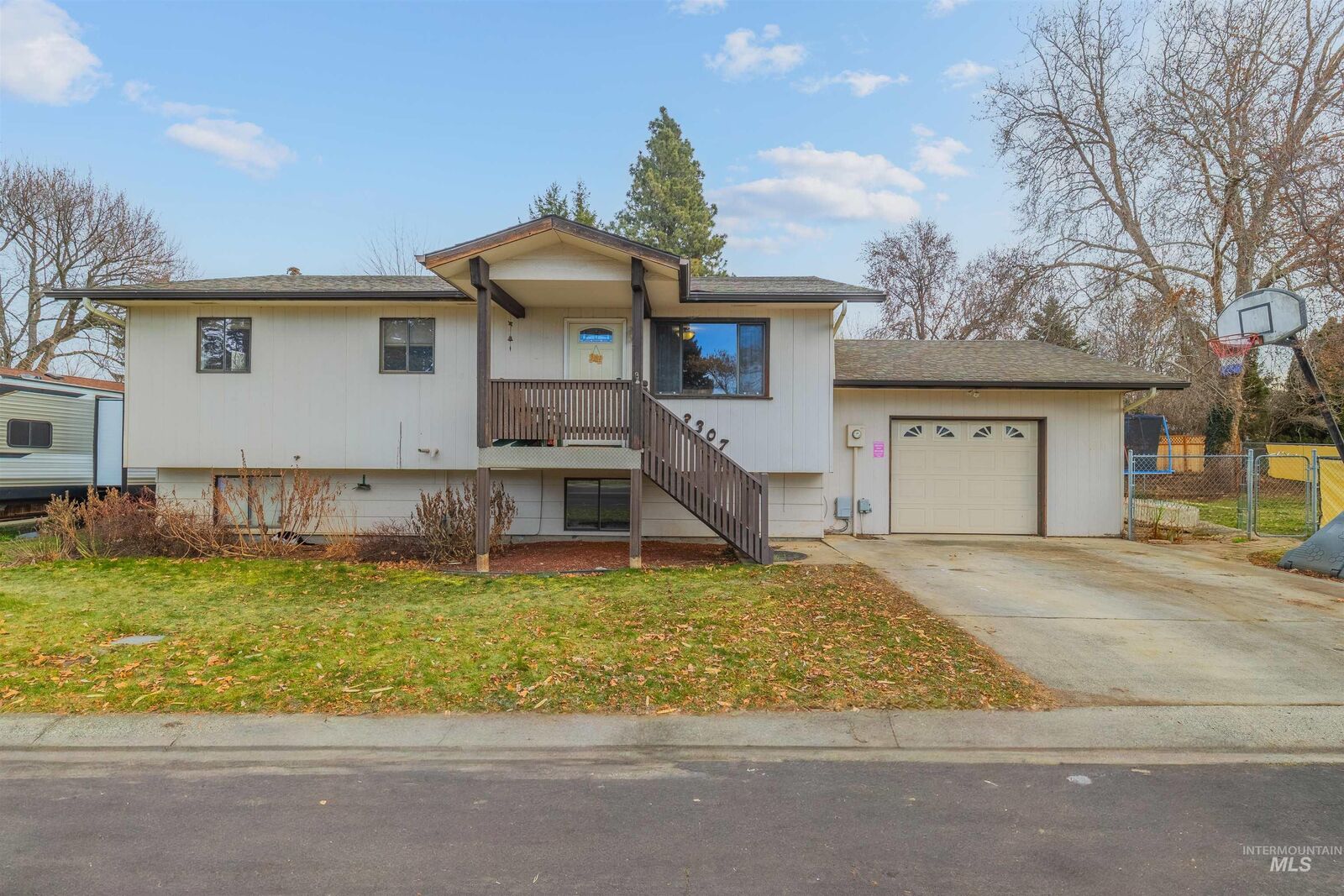 Property Photo: 3307 4th Street C ID 83501