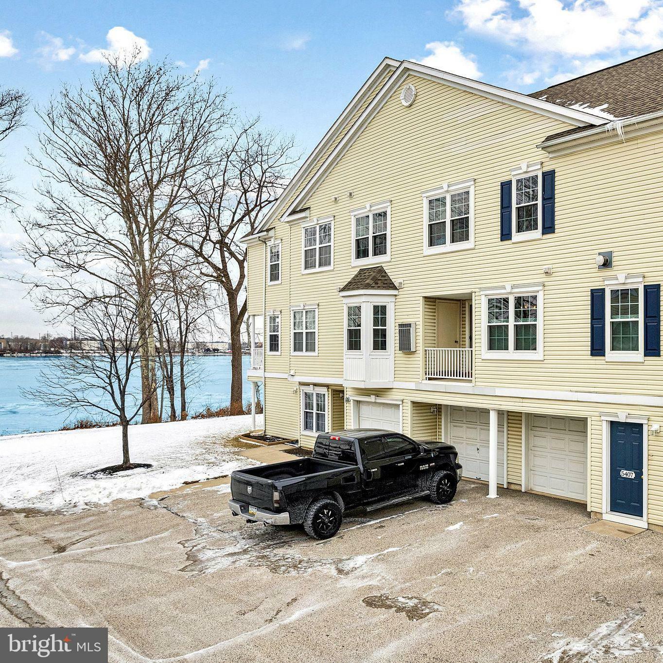 Property Photo:  5407 Riverfront Drive  NJ 08065 