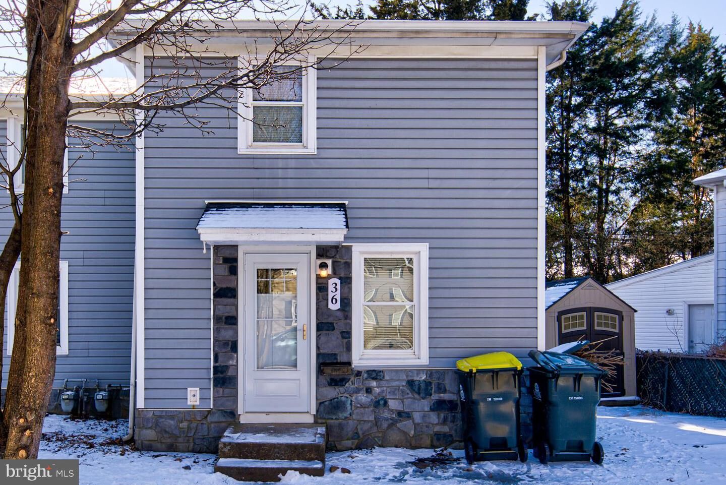 Property Photo:  36 Thompson Circle  DE 19711 
